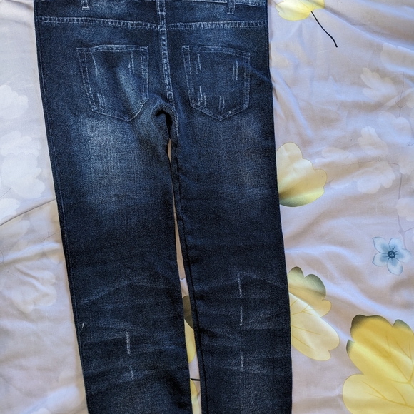 LEGGINGS 👖 - Picture 4 of 5